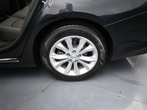 Used 2023 Chevrolet Malibu LT FWD image 22