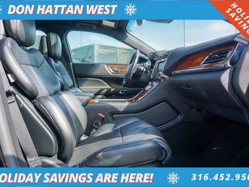 Used 2020 Lincoln Continental Reserve w/ Luxury Package image 26