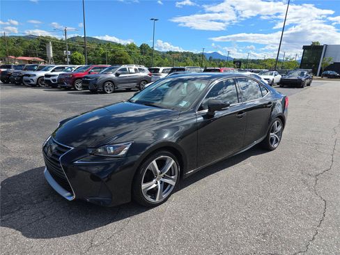 Used 2018 Lexus IS 300 w/ Premium Package RWD image 7