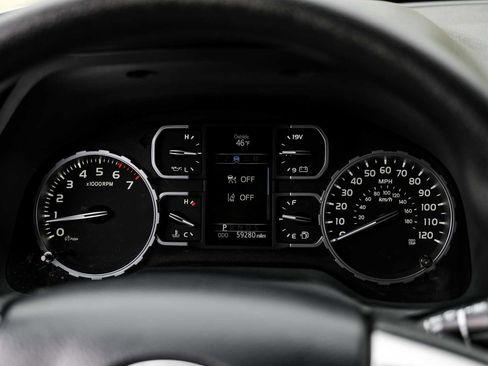 Used 2018 Toyota Tundra SR5 image 17