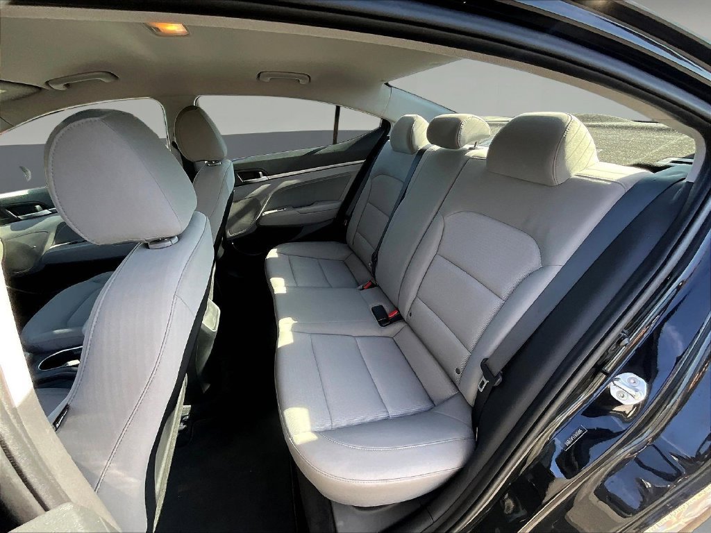 Used 2018 Hyundai Elantra SEL w/ Cargo Package FWD image 24