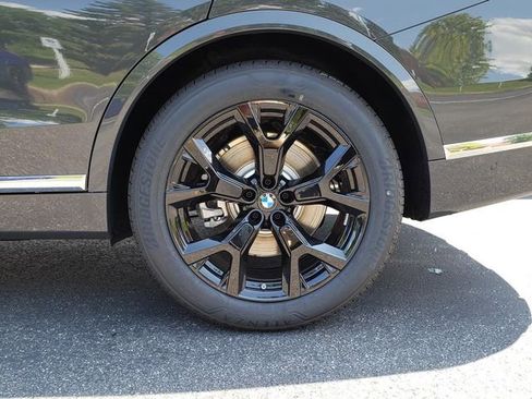 New 2026 BMW X7 xDrive40i image 29