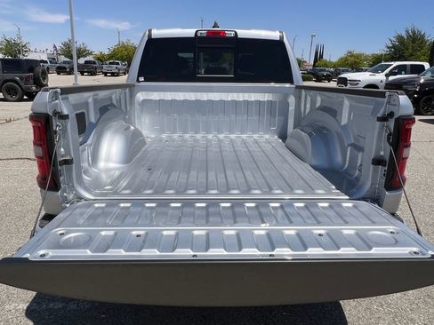 New 2026 RAM 1500 Big Horn w/ Night Edition AWD/4WD image 19