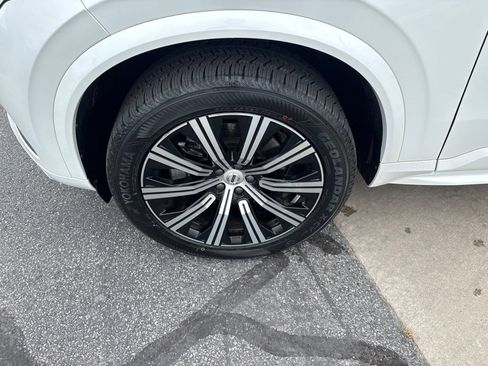 Used 2023 Volvo XC90 B5 Core w/ Protection Package Premier AWD/4WD image 11