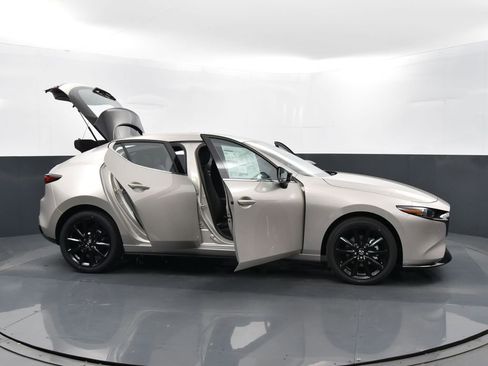 Used 2025 MAZDA MAZDA3 2.5 Turbo Premium Plus Package image 37