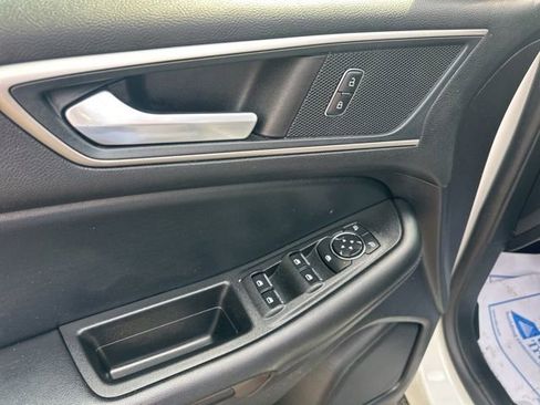 Used 2021 Ford Edge SEL w/ Convenience Package AWD/4WD image 9