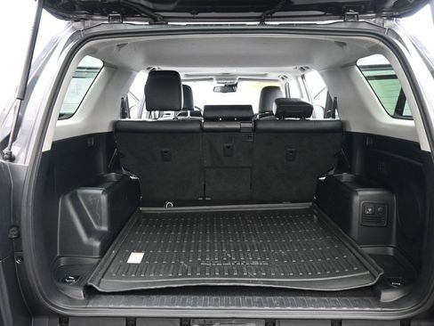 Used 2022 Toyota 4Runner Limited image 27