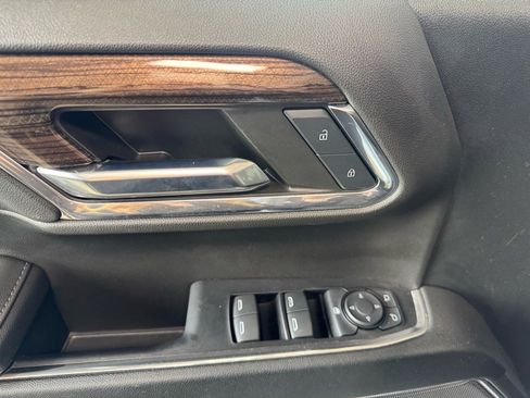 Used 2024 Chevrolet Silverado 1500 LT image 16