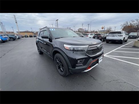 Used 2022 Ford Explorer Timberline image 2
