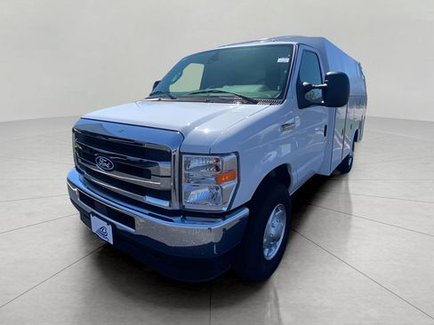 New 2026 Ford E-350 and Econoline 350 Super Duty w/ Power Equipment Group image 11