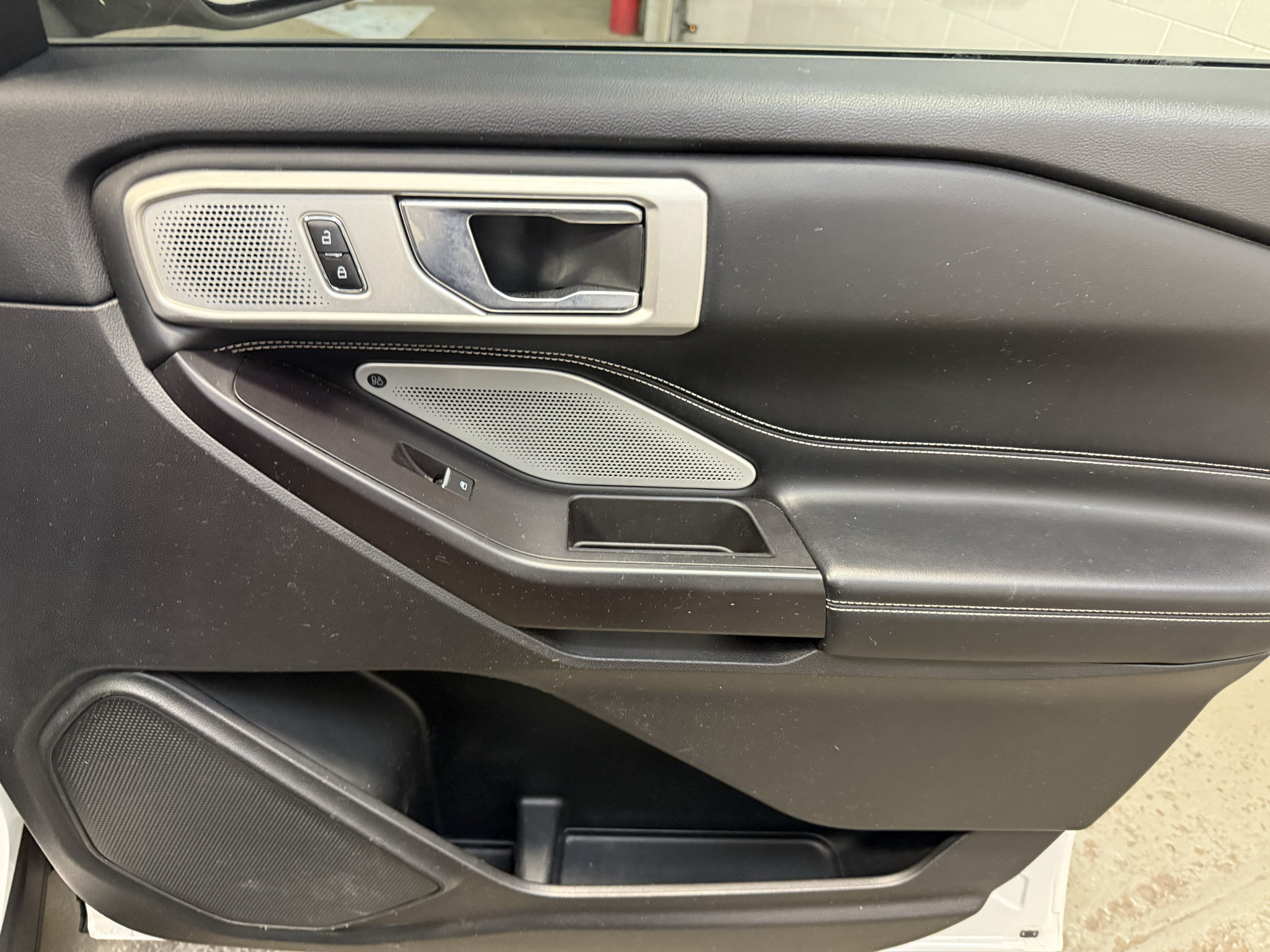Used 2020 Ford Explorer ST w/ Premium Technology Package AWD/4WD image 16