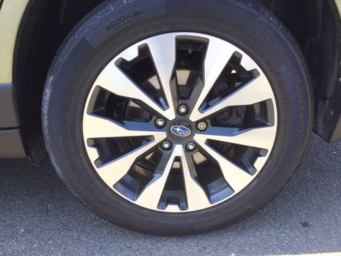 Used 2017 Subaru Outback 2.5i Limited image 48