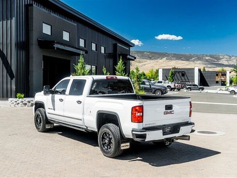 Used 2019 GMC Sierra 3500 Denali AWD/4WD image 8