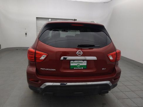 Used 2018 Nissan Pathfinder SV image 6