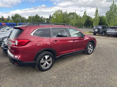 Used 2019 Subaru Ascent Premium AWD/4WD image 4