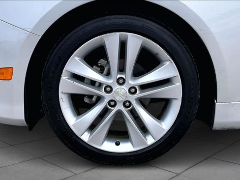 Used 2015 Chevrolet Cruze LTZ w/ Sun, Sound and Sport Package image 10