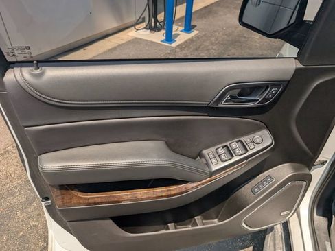 Used 2019 Chevrolet Tahoe LT AWD/4WD image 14