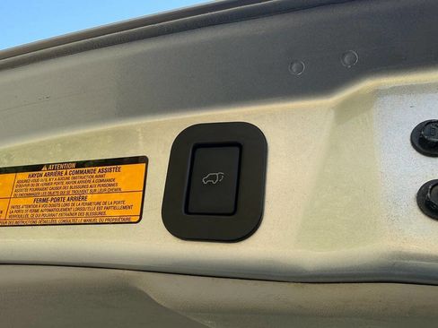 Used 2013 Toyota Venza Limited w/ Tow Prep Pkg image 20