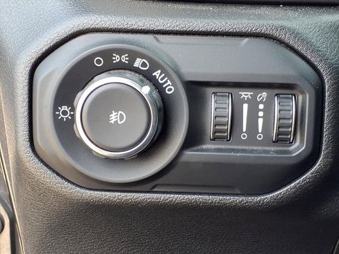 Used 2021 Jeep Wrangler Unlimited Sport S image 17