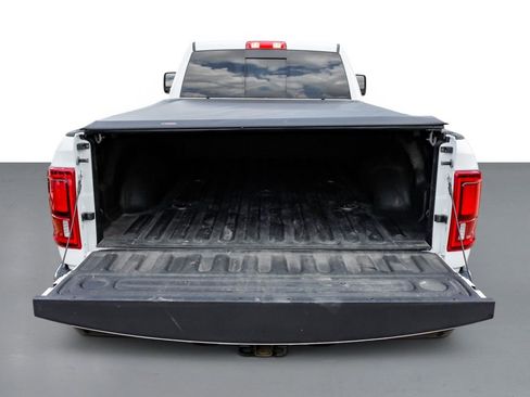 Used 2025 RAM 3500 Laramie AWD/4WD image 61
