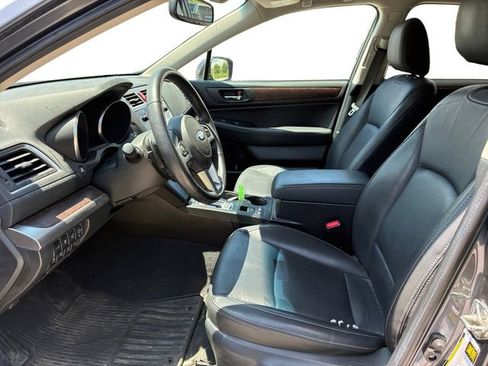 Used 2015 Subaru Outback 3.6R Limited AWD/4WD image 11