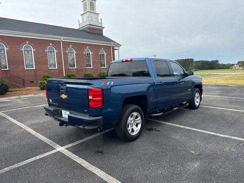 Used 2018 Chevrolet Silverado 1500 LT w/ Texas Edition AWD/4WD image 6