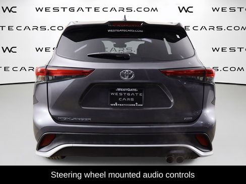 Used 2021 Toyota Highlander XSE image 4