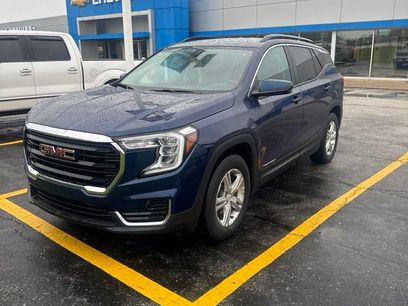Used 2022 GMC Terrain SLE w/ Driver Convenience Package