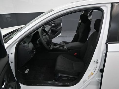 New 2025 Honda Accord SE image 6