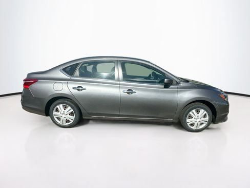 Used 2018 Nissan Sentra S FWD image 10
