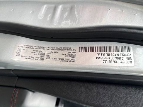 Used 2024 Dodge Durango GT AWD/4WD image 16