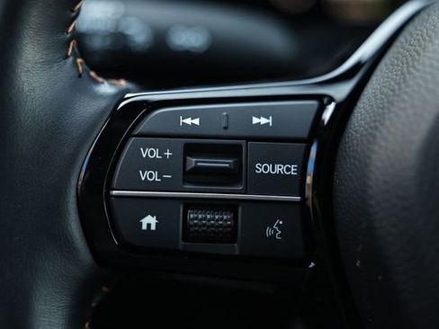 Used 2025 Honda HR-V Sport image 32