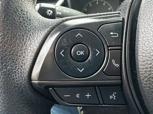 Certified 2023 Toyota Corolla LE image 30