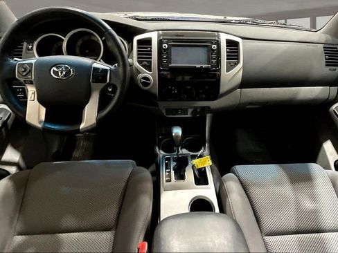 Used 2015 Toyota Tacoma 4x4 Double Cab w/ TRD Off-Road Package image 14