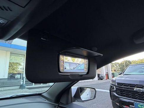 Used 2024 Chevrolet Equinox RS AWD/4WD image 34
