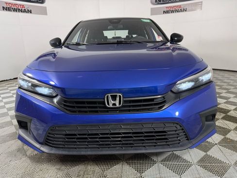 Used 2022 Honda Civic Sport image 2