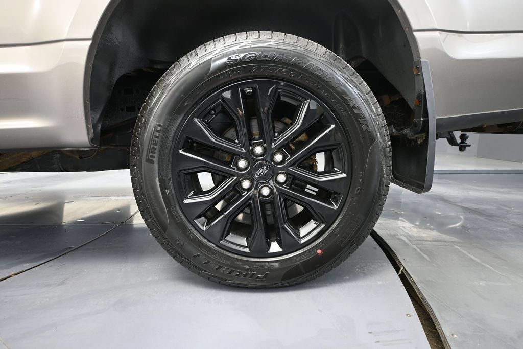 Used 2018 Ford F150 XLT w/ Equipment Group 302A Luxury AWD/4WD image 10
