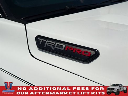 Used 2025 Toyota Tacoma TRD Pro AWD/4WD image 6