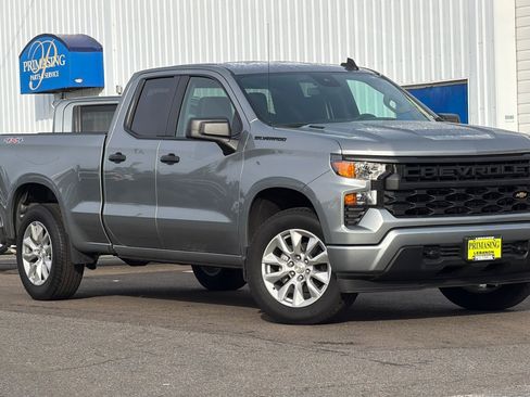 Used 2025 Chevrolet Silverado 1500 Custom w/ LPO, Dark Essentials Package image 2