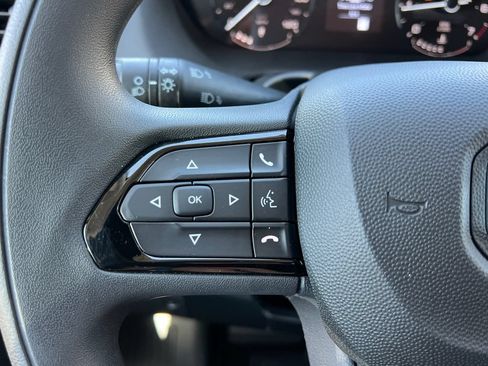 New 2026 RAM ProMaster 2500 w/ Crew Van Package FWD image 20
