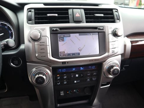 Used 2016 Toyota 4Runner Limited AWD/4WD image 46