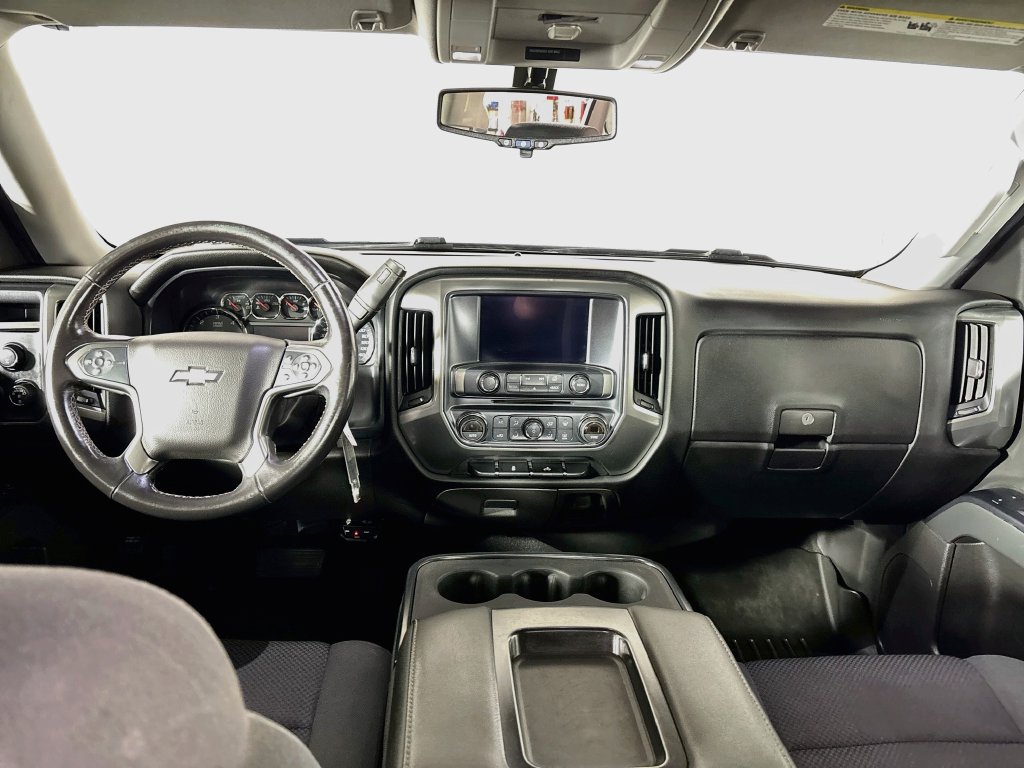 Used 2018 Chevrolet Silverado 1500 LT w/ All Star Edition AWD/4WD image 12