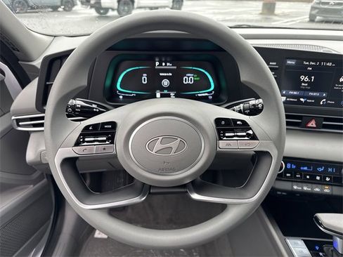 New 2026 Hyundai Elantra Blue image 23