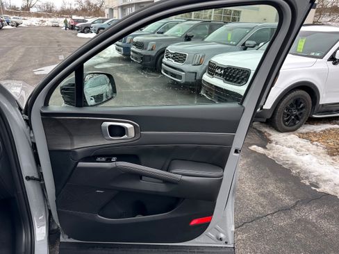 New 2026 Kia Sorento AWD image 35