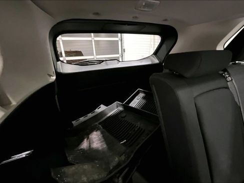 Used 2021 Nissan Rogue SV image 27