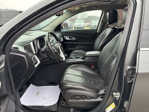 Used 2017 Chevrolet Equinox Premier w/ Enhanced Convenience Package image 27
