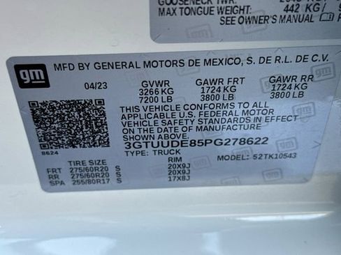 Used 2023 GMC Sierra 1500 SLT w/ SLT Premium Plus Package AWD/4WD image 60