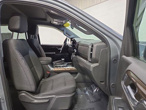 Used 2024 Chevrolet Silverado 1500 RST AWD/4WD image 10