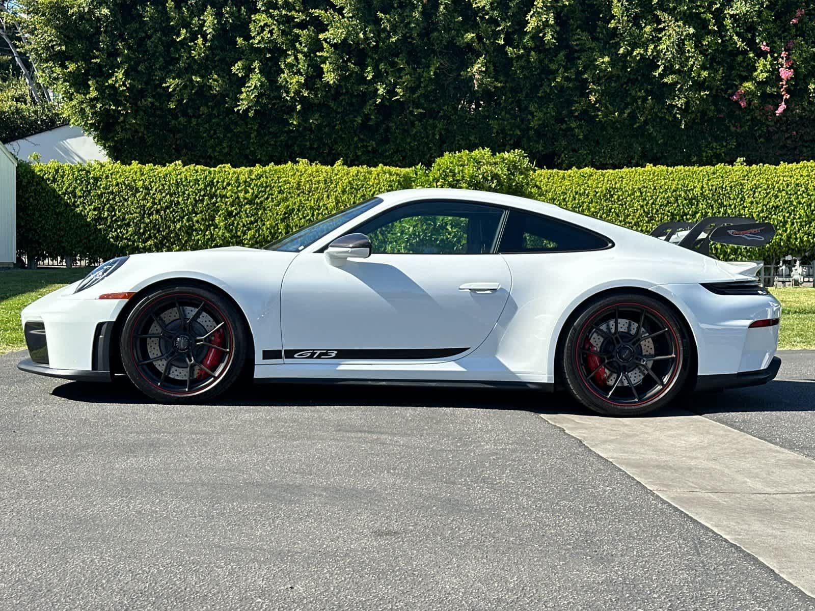 Certified 2025 Porsche 911 GT3 RWD image 2