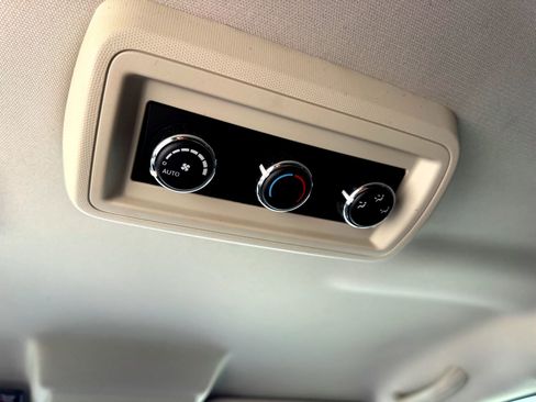 Used 2017 Dodge Journey Crossroad image 19